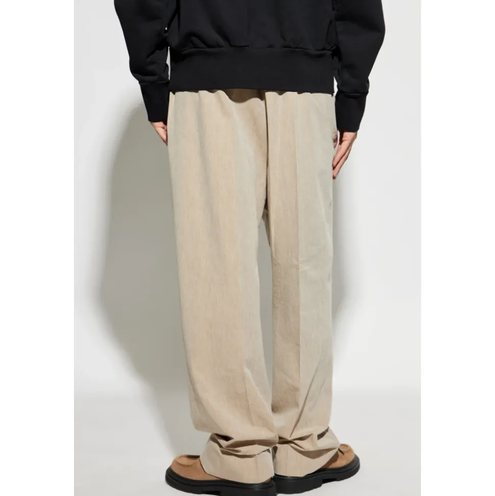 Hose mit Taschen