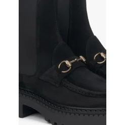 Italienische Velours Chelsea Boots mit goldener Schnalle
