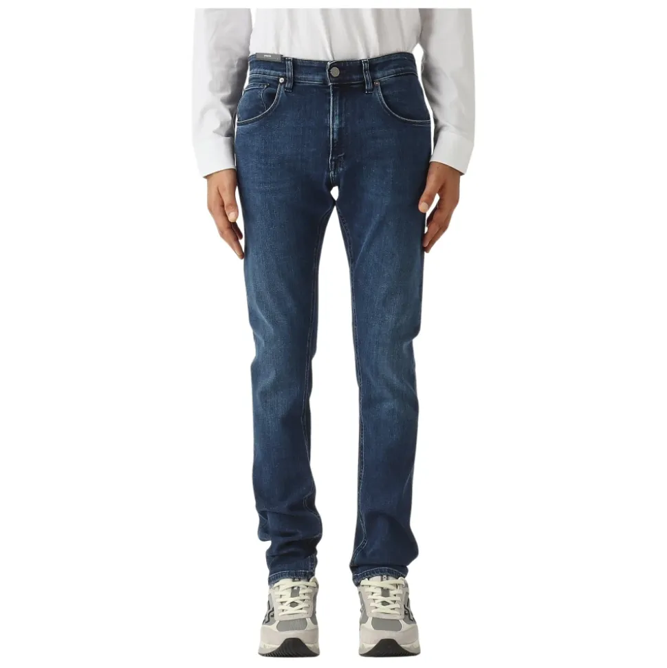 Jazz Slim-fit Jeans