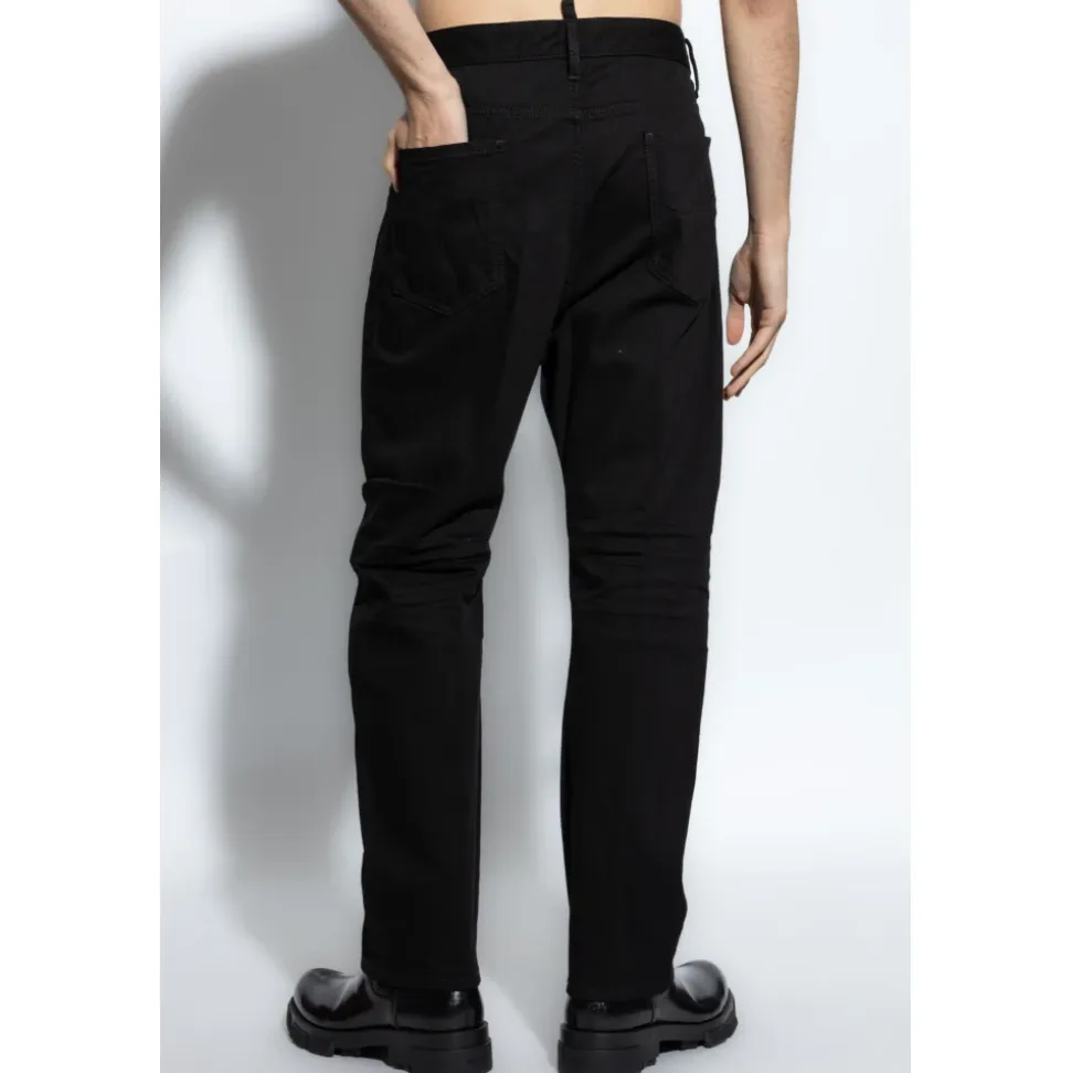 Jeans mit schmal zulaufendem Bein