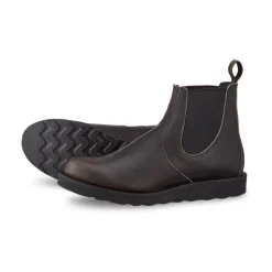 Klassische Chelsea Boots
