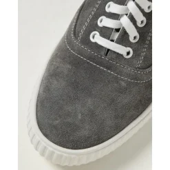 Klassische lässige Halbschuhe