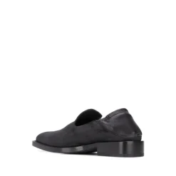 Klassische Schwarze Ledersandalen
