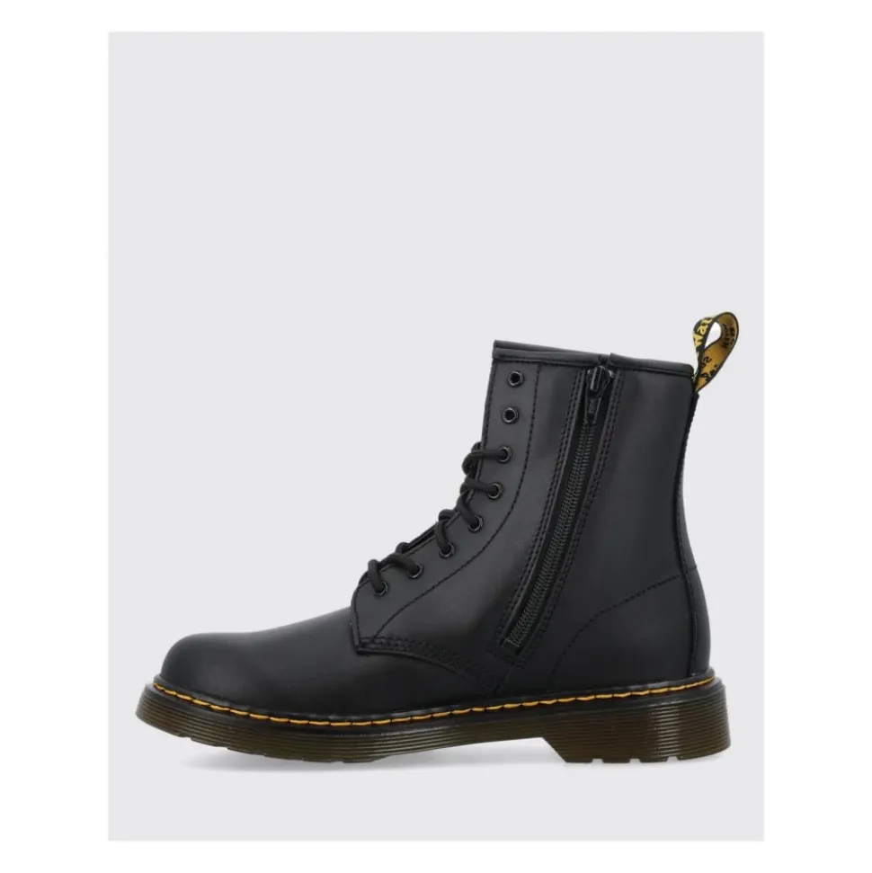Klassische schwarze Stiefel