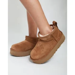 Klassische Ultra Mini Plateau-Stiefel in Braun