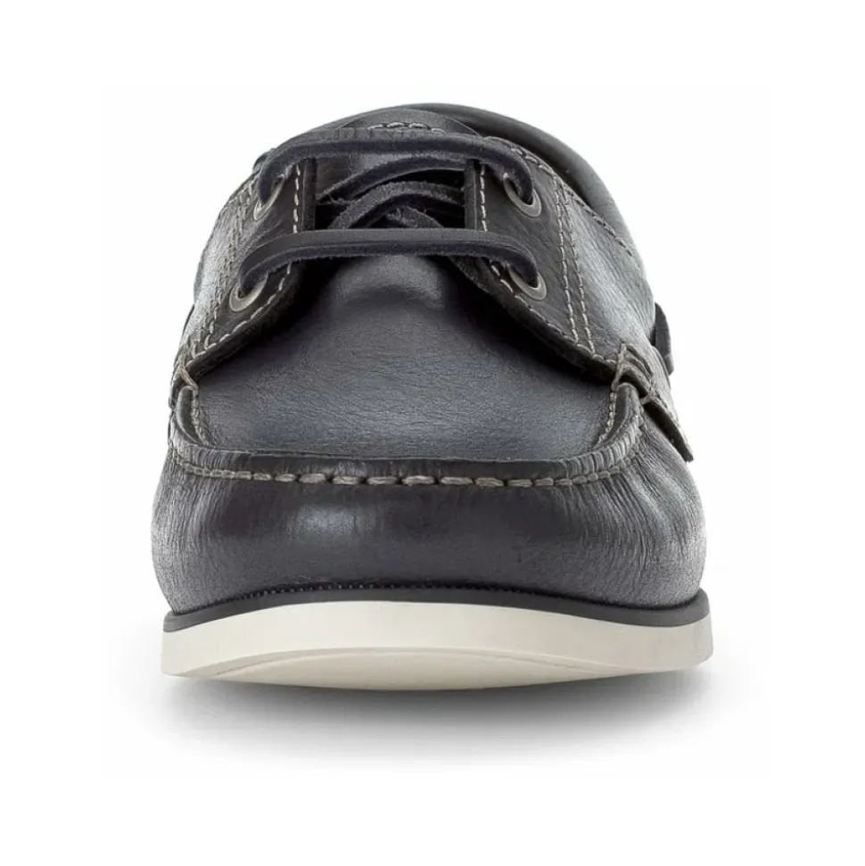 Klassischer Schnürschuh
