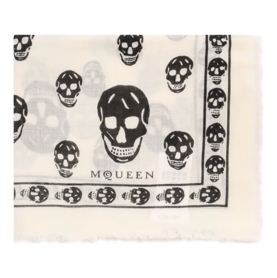 Klassischer Skull Schal