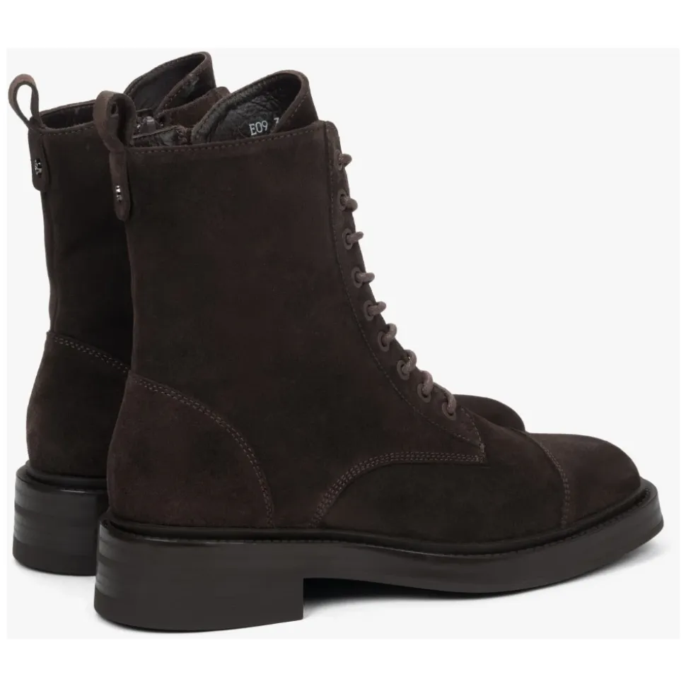 Knöchelhohe Stiefel aus feinstem italienischen Veloursleder