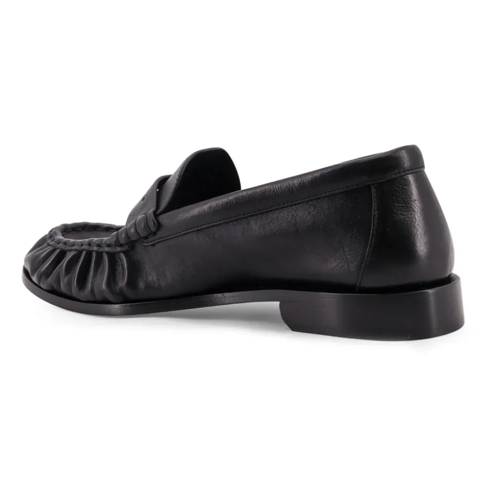 Le Loafer