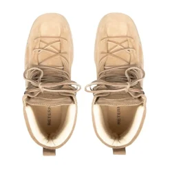 Le Mont Schnürstiefel