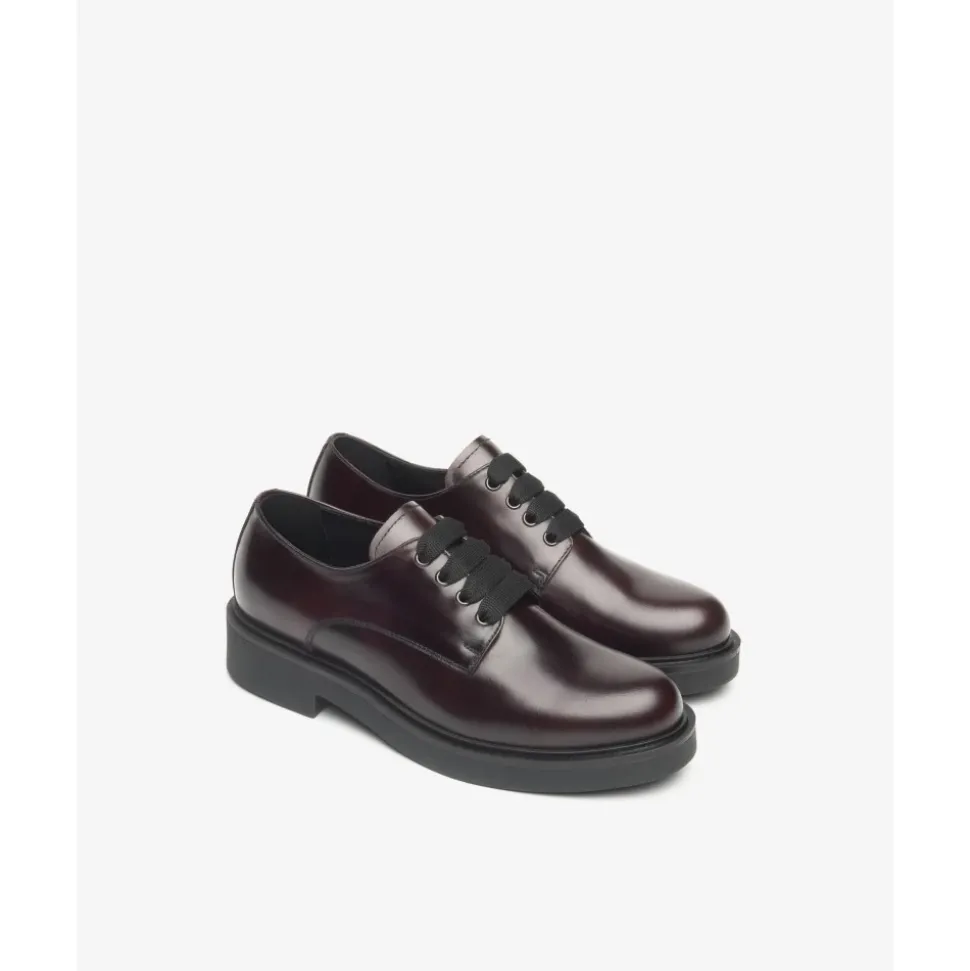Leder-Schnürschuhe mit Blockabsatz