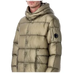 Leichte Steppjacke mit Kapuze