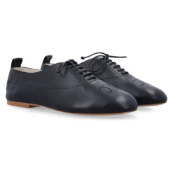 Lise Perforated Triomphe Richelieu Schuh