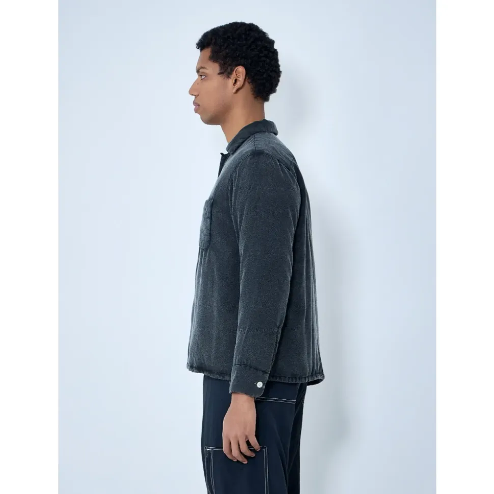 Locker geschnittenes Button-Down-Hemd