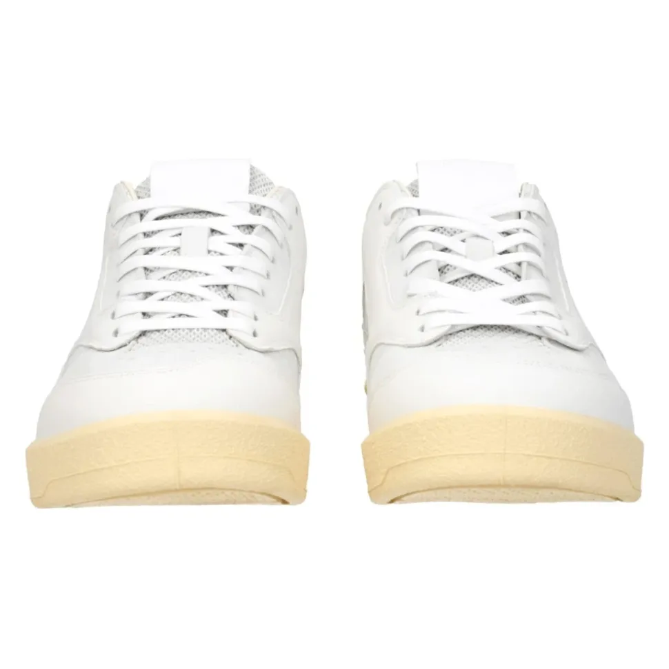 Low-Top Sneaker
