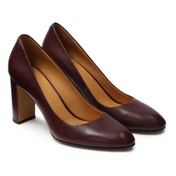 Maroon Pumps mit abgerundeten Zehen
