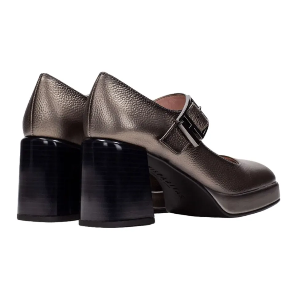 Mary Jane Pumps