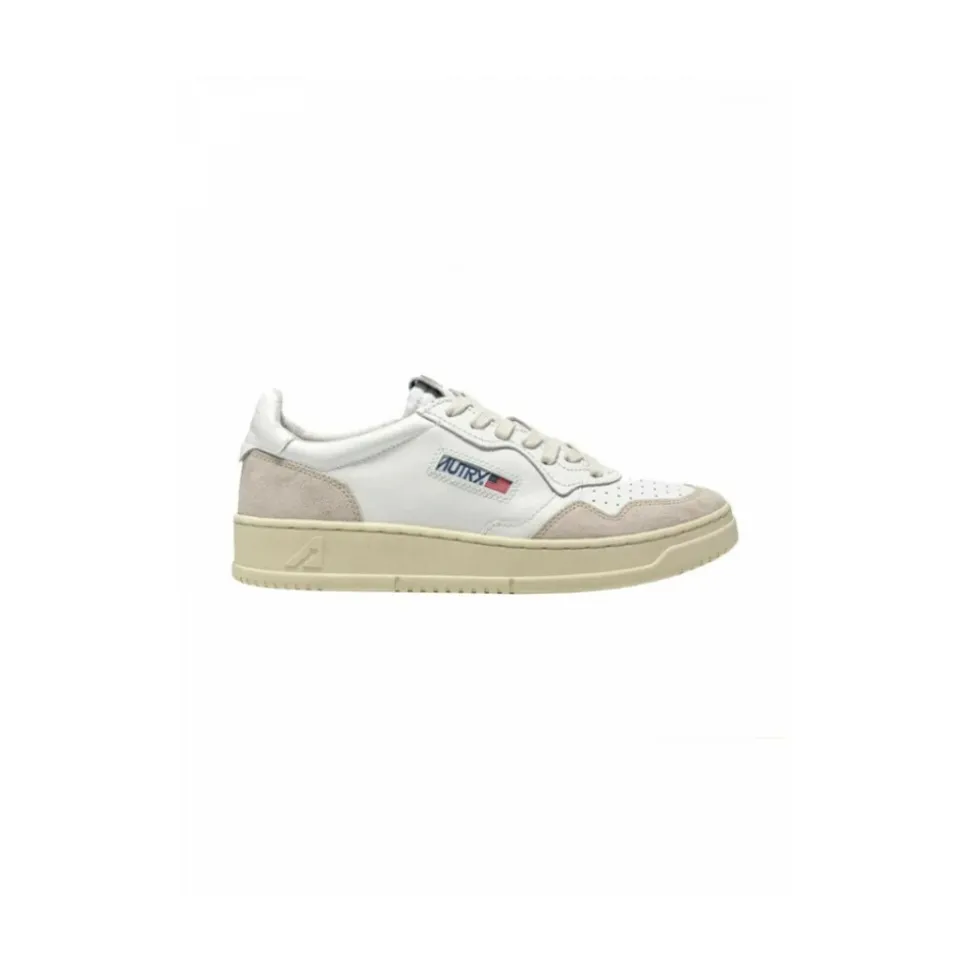 Medalist Low Sneakers
