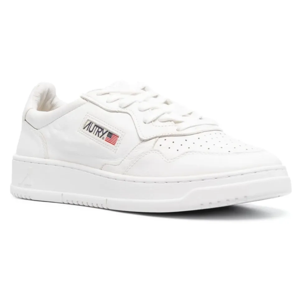 Medalist Performance Sneakers
