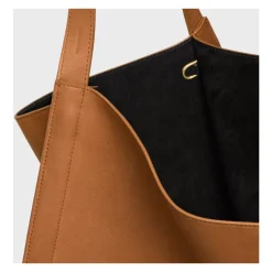 Medium Cube Bag aus geschmeidigem Kalbsleder
