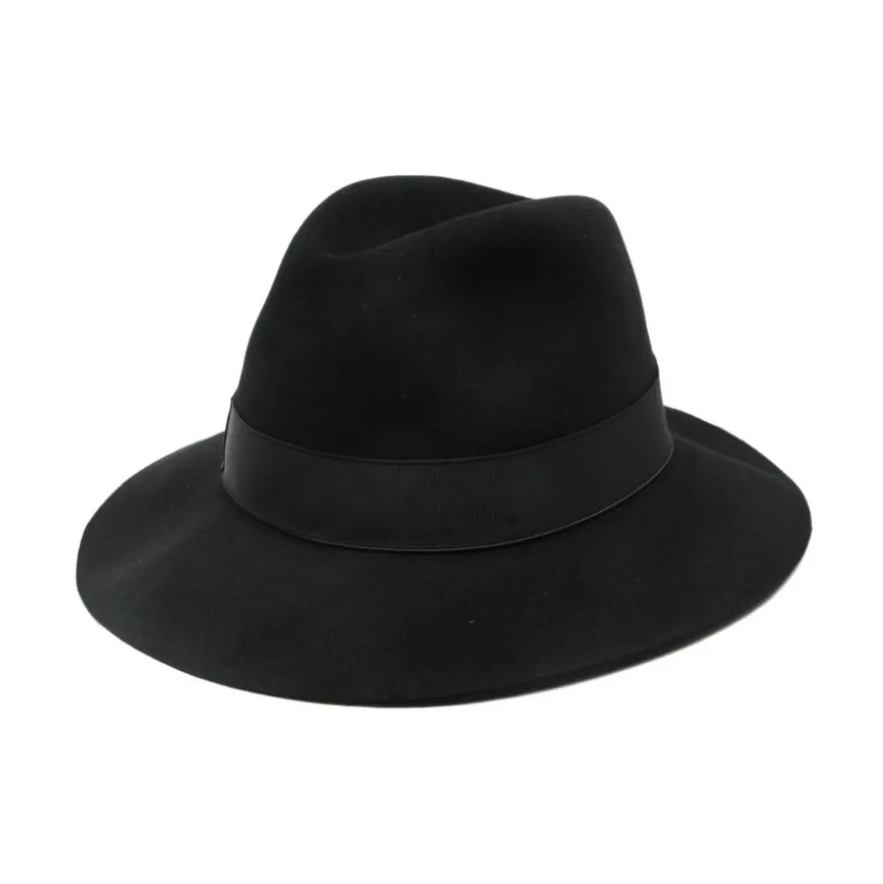 Monica Hat