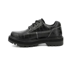Niedrige Top Outrival Sneakers