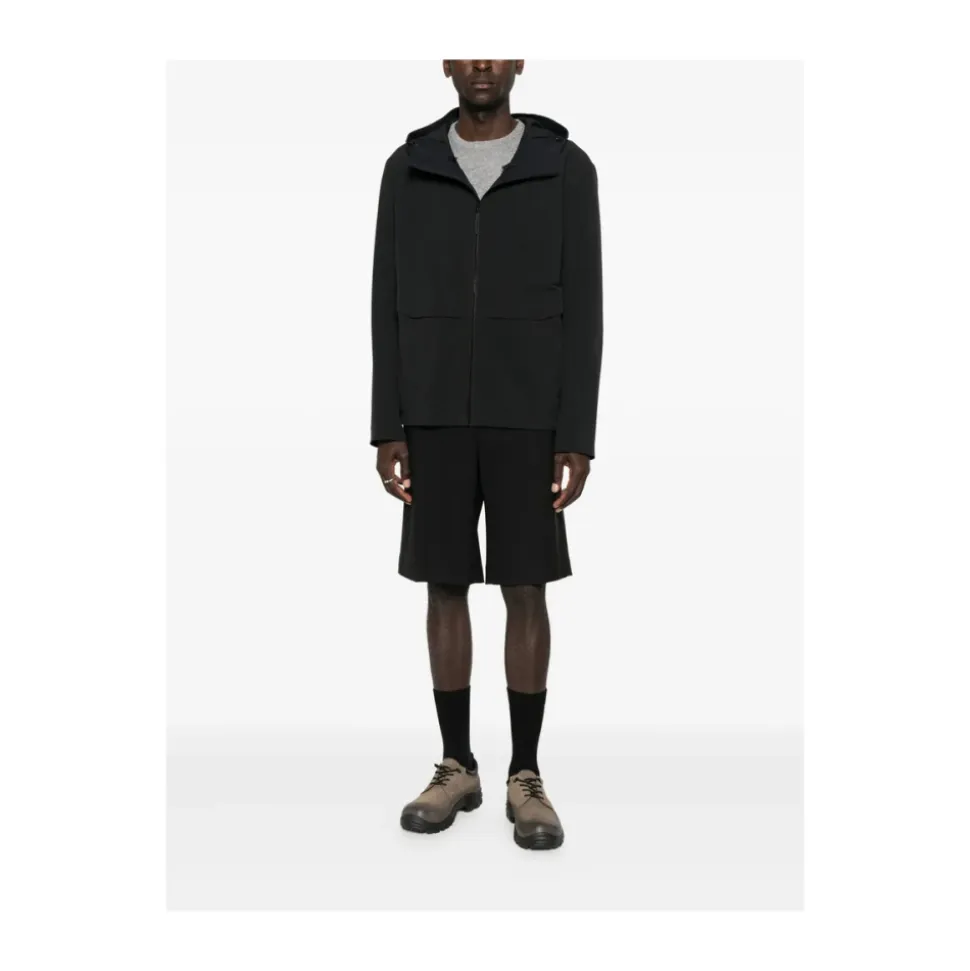 Outerwear Veilance
