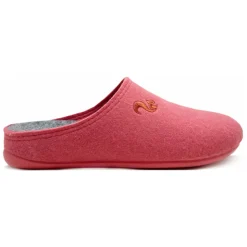 PET Slipper