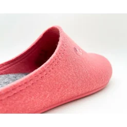 PET Slipper