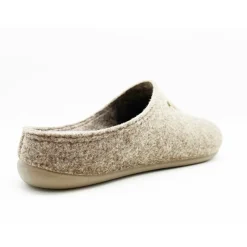 PET Slipper