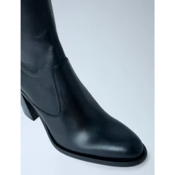 Phoenics Heeled Boots