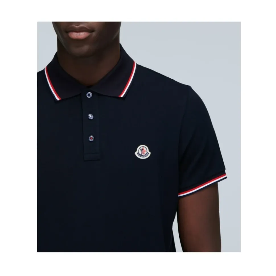 Piquet-Poloshirt mit dreifarbigem Besatz