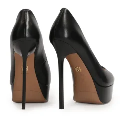 Plateau-Pumps mit spitzer Zehenpartie