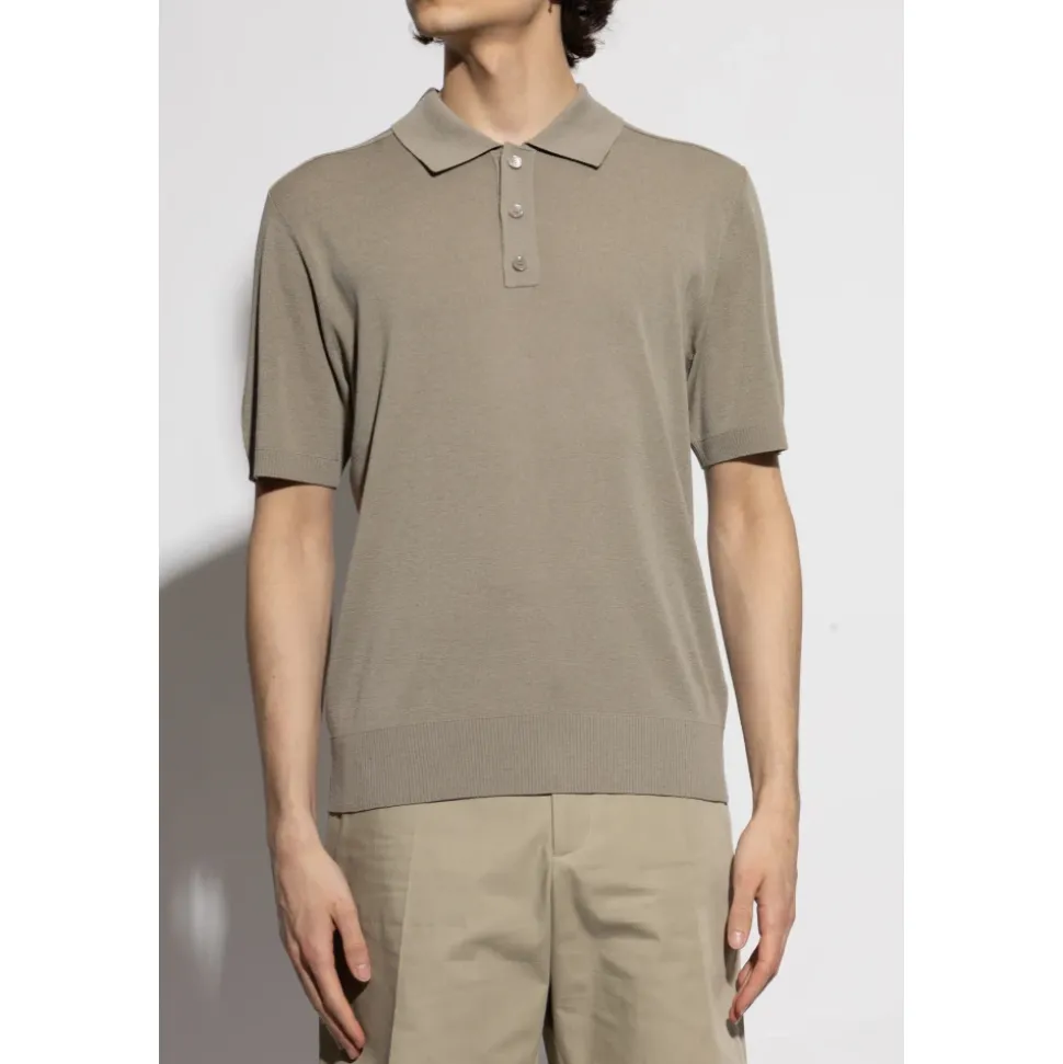 Polo mit gesticktem Logo auf der Rückseite