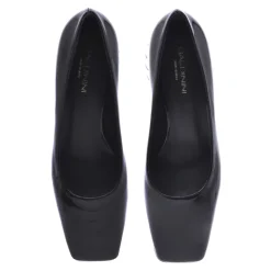 Pumps aus Lackleder