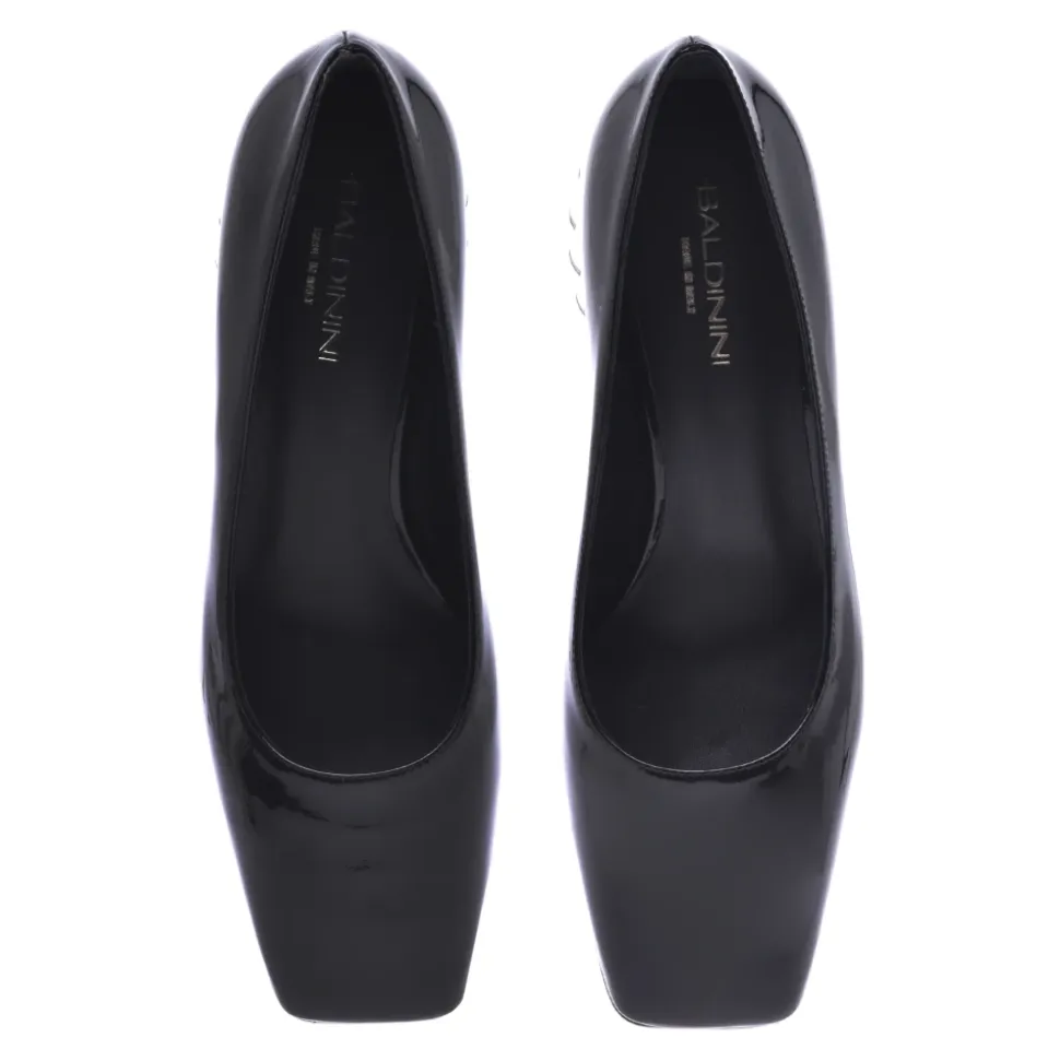 Pumps aus Lackleder