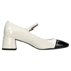 Pumps mit Absatz