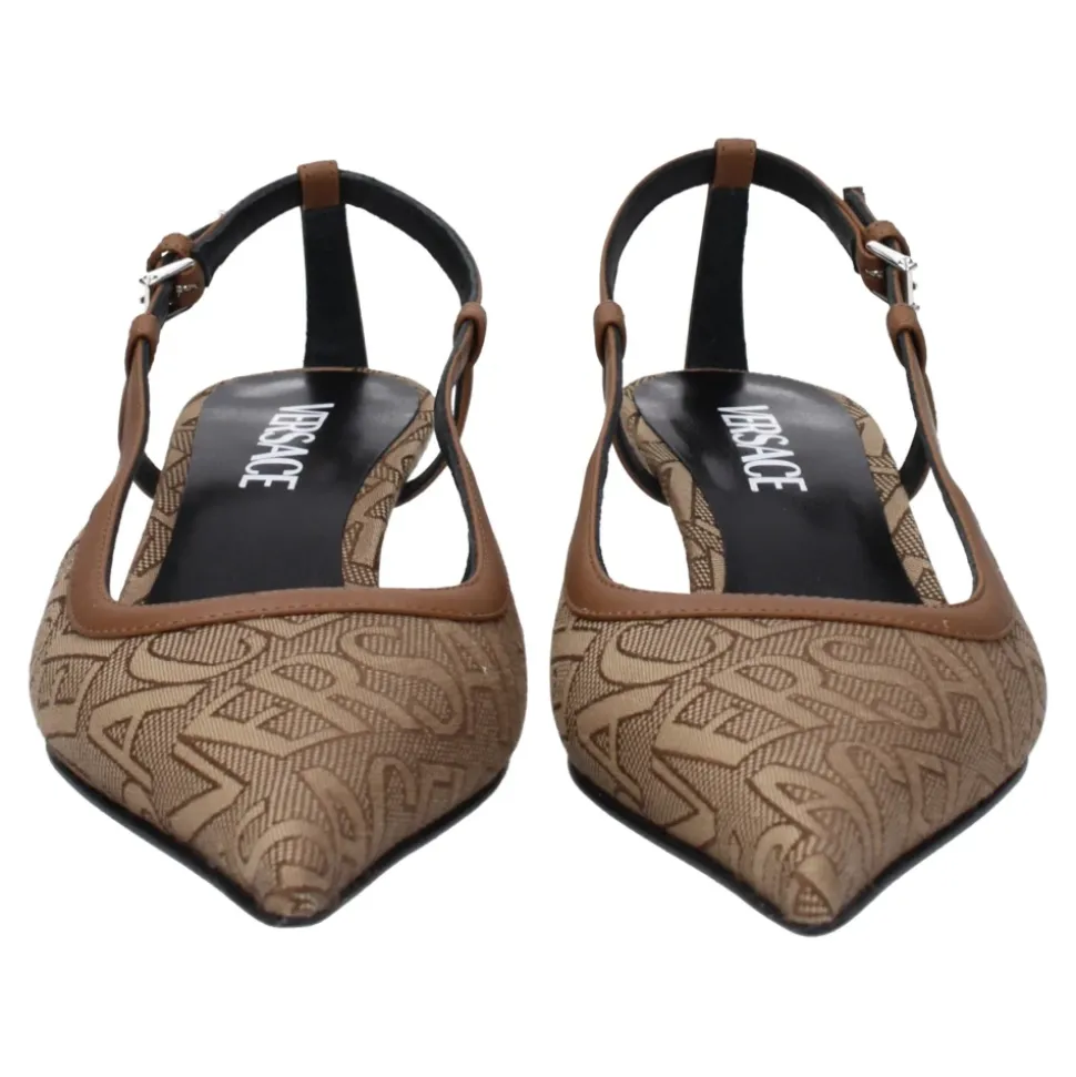 Pumps mit Stoff-Absatz