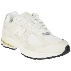 2002R Sneaker