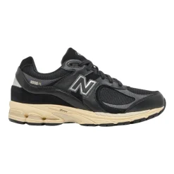 2002R Sneakers