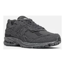 2002R Sneakers