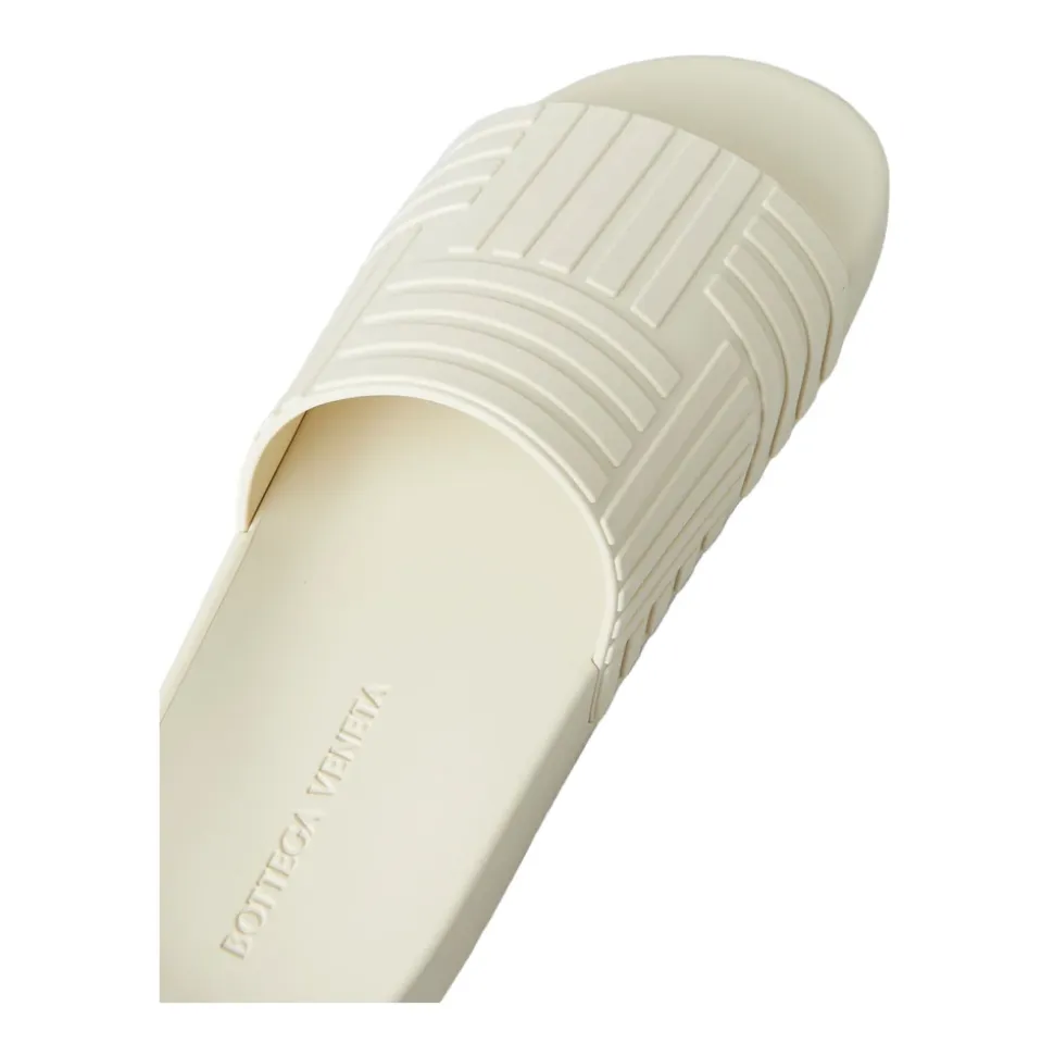 Resort Slides
