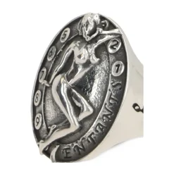 Ring aus Sterlingsilber mit graviertem Motiv