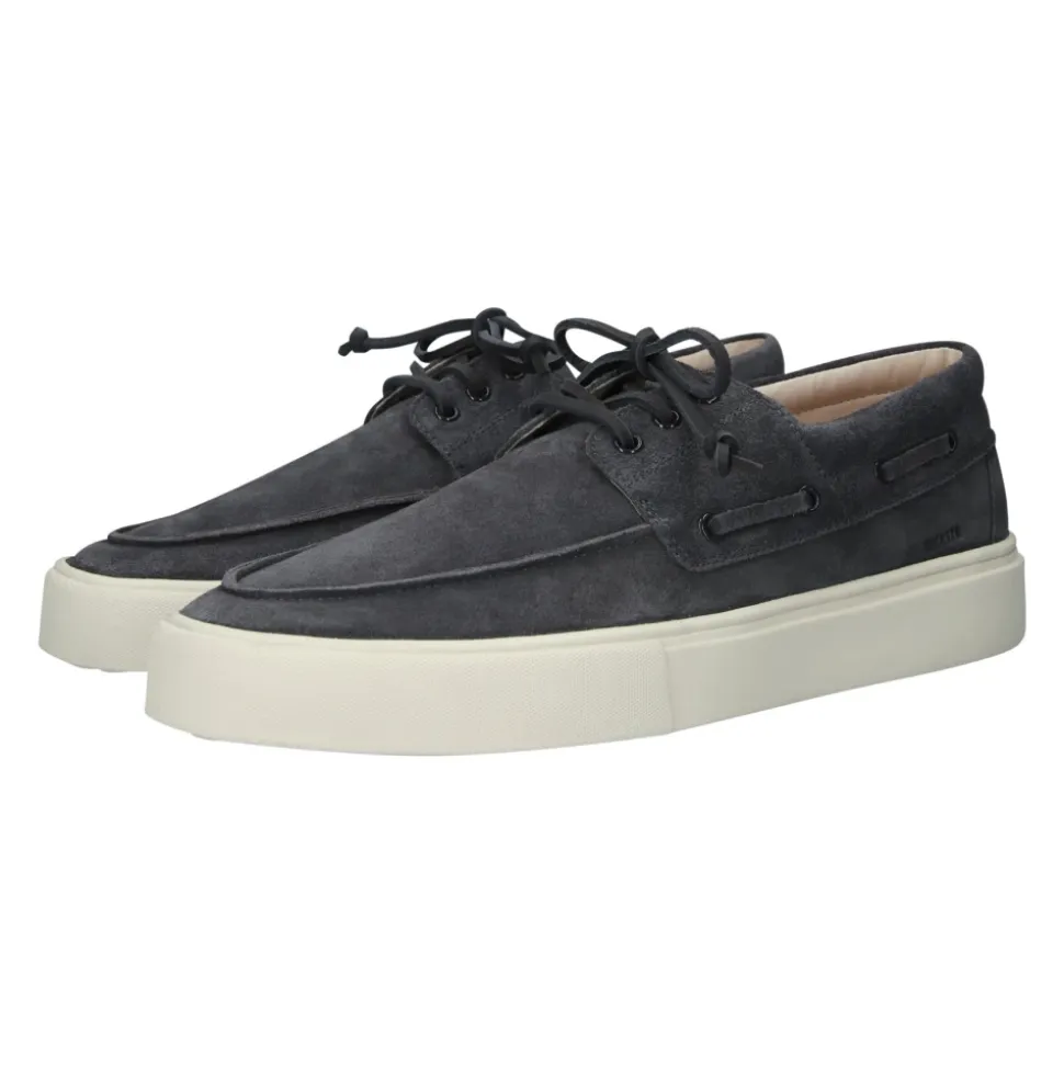 Ruby Agwe Sneaker