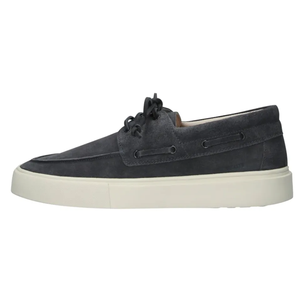Ruby Agwe Sneaker