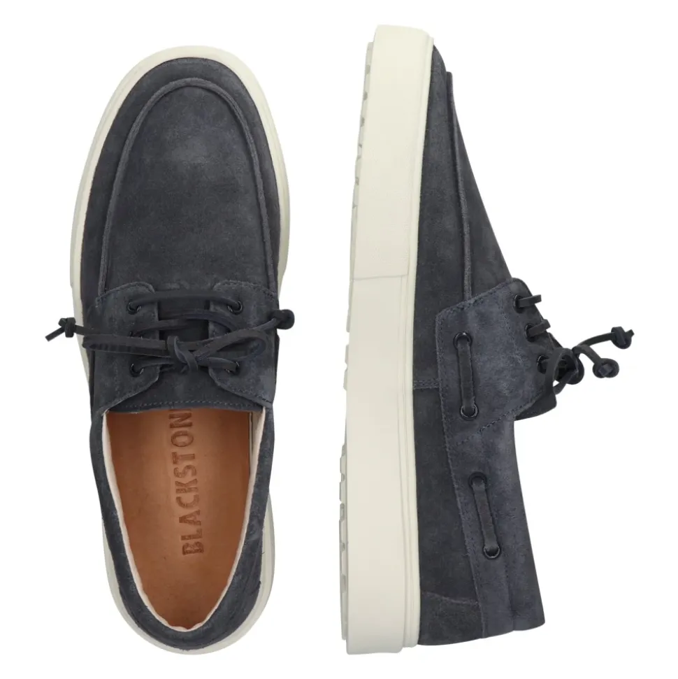 Ruby Agwe Sneaker