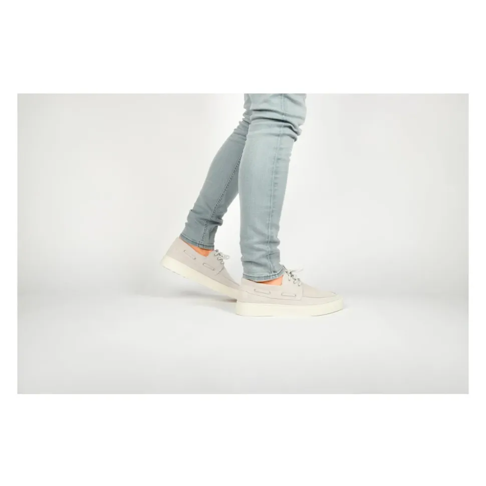 Ruby Agwe Sneaker