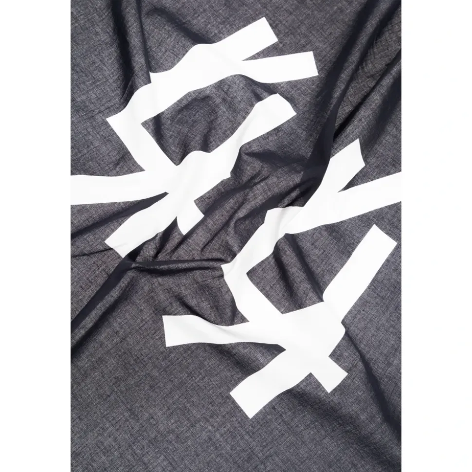 Schal mit Logo