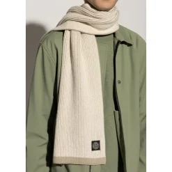 Schal mit Logopatch