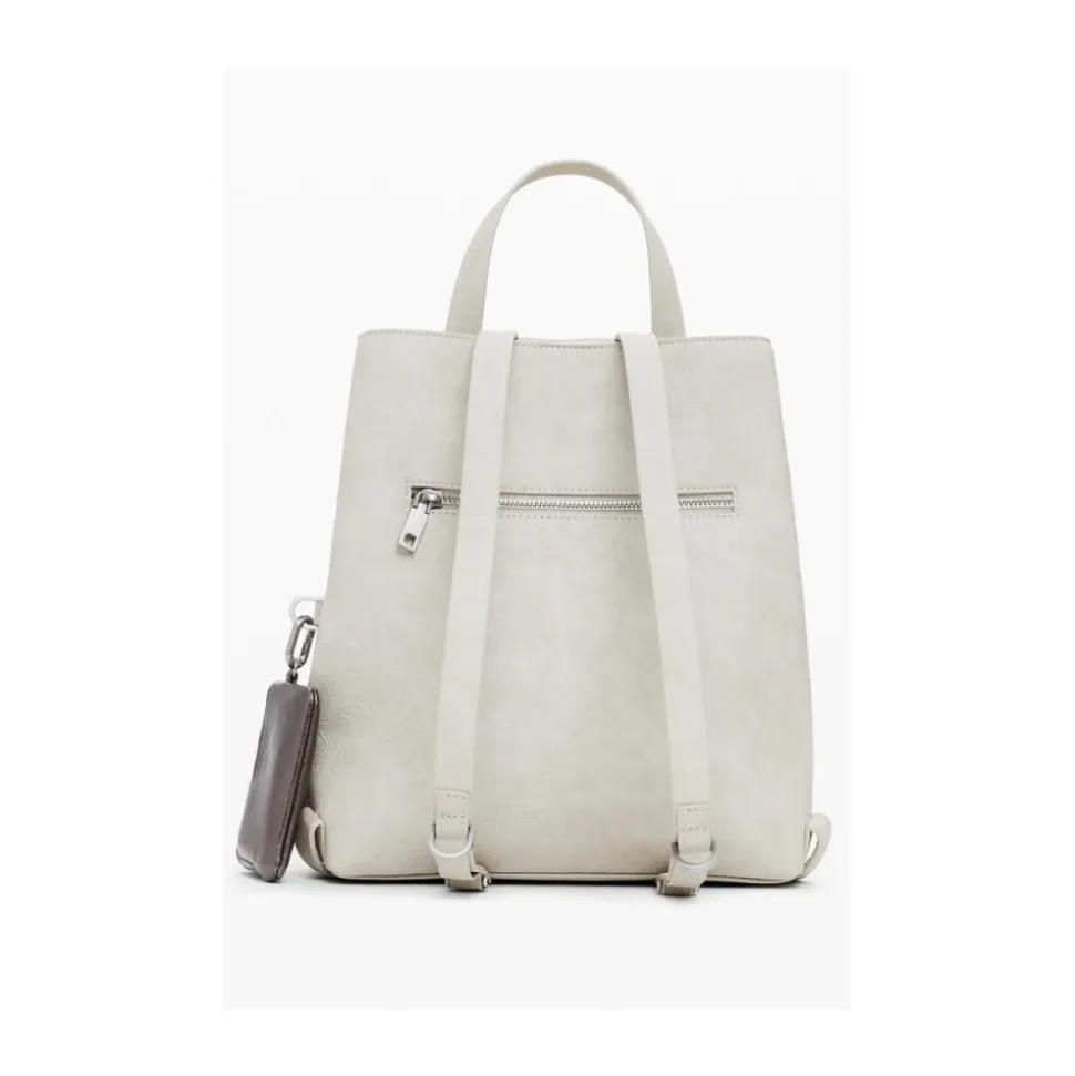Schicker Beiger Damenrucksack mit Nieten